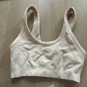 Alo Women's Cream Sports Bra